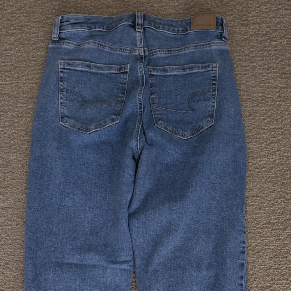 American Eagle AE MOM Straight Stretch Jeans Size 6 Reg